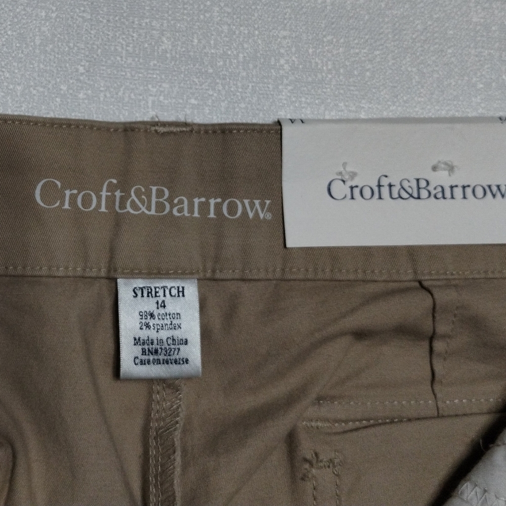 Croft & Barrow Women's Khaki Capri Size (14) - Picture 11 of 12